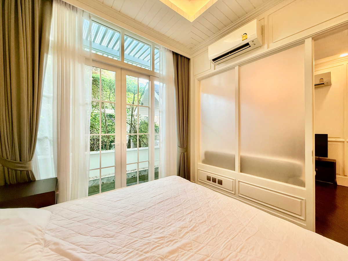 คอนโดพัทยา บางแสน ชลบุรี สัตหีบ : [ขาย/เช่า] คอนโดติดหาด The Grand Florida พัทยา  1 นอน 47 ตรม. แต่งครบ พร้อมอยู่/ลงทุนปล่อยเช่า