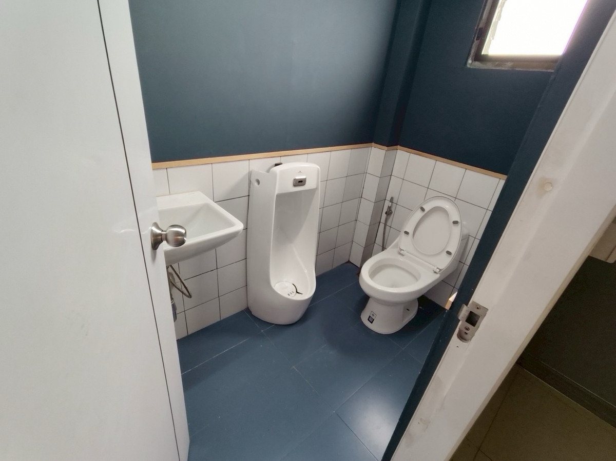 For RentShop HouseSathorn, Narathiwat : Commercial building for rent, 2 units, 4.5 floors, Narathiwat Ratchanakarin Road, CENTRAL Rama 3.