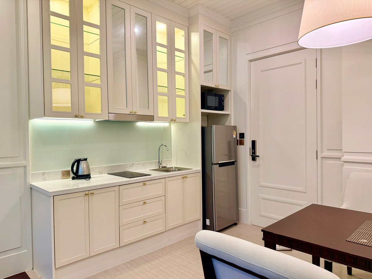 คอนโดพัทยา บางแสน ชลบุรี สัตหีบ : [ขาย/เช่า] คอนโดติดหาด The Grand Florida พัทยา  1 นอน 47 ตรม. แต่งครบ พร้อมอยู่/ลงทุนปล่อยเช่า