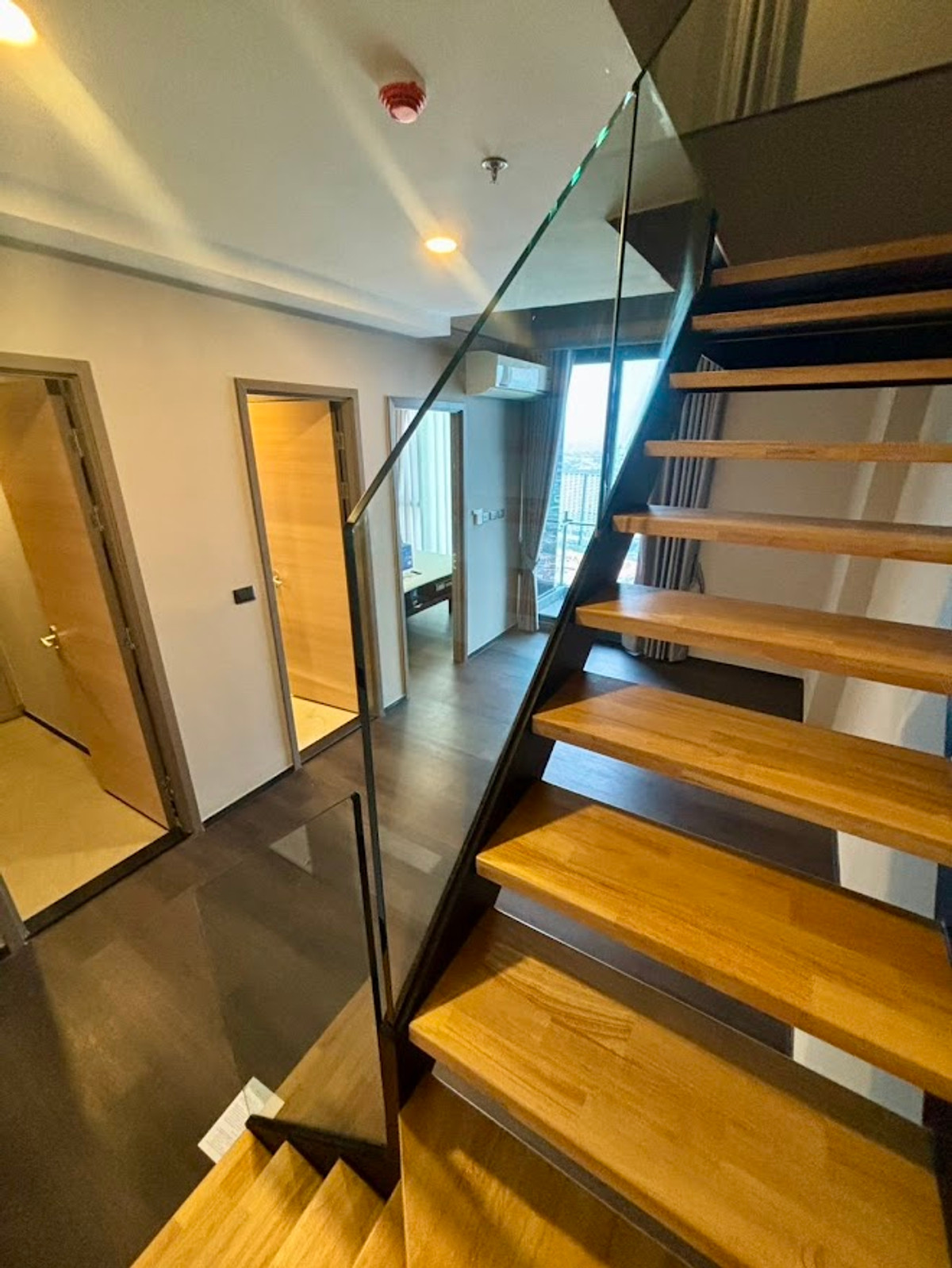 ให้เช่าคอนโดพระราม 3 สาธุประดิษฐ์ : ✨ ให้เช่า! ห้องใหม่เอี่ยม Duplex คอนโด Sapphire พระราม 3  (2 นอน 2 น้ำ) วิวโค้งน้ำเจ้าพระยา เพียง 35,000.-/เดือน