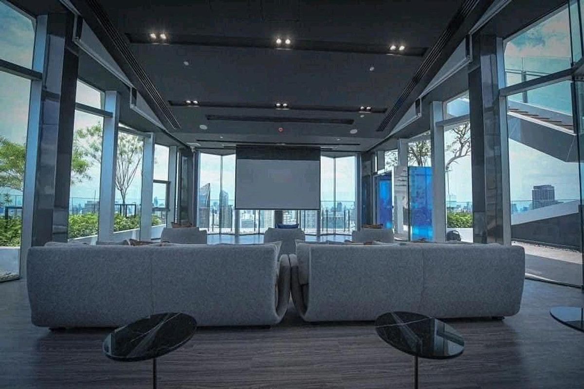 For RentCondoRama9, Petchburi, RCA : Condo for rent: Life Asoke - Rama 9 | Beautiful room, built-in throughout, ready to move in!