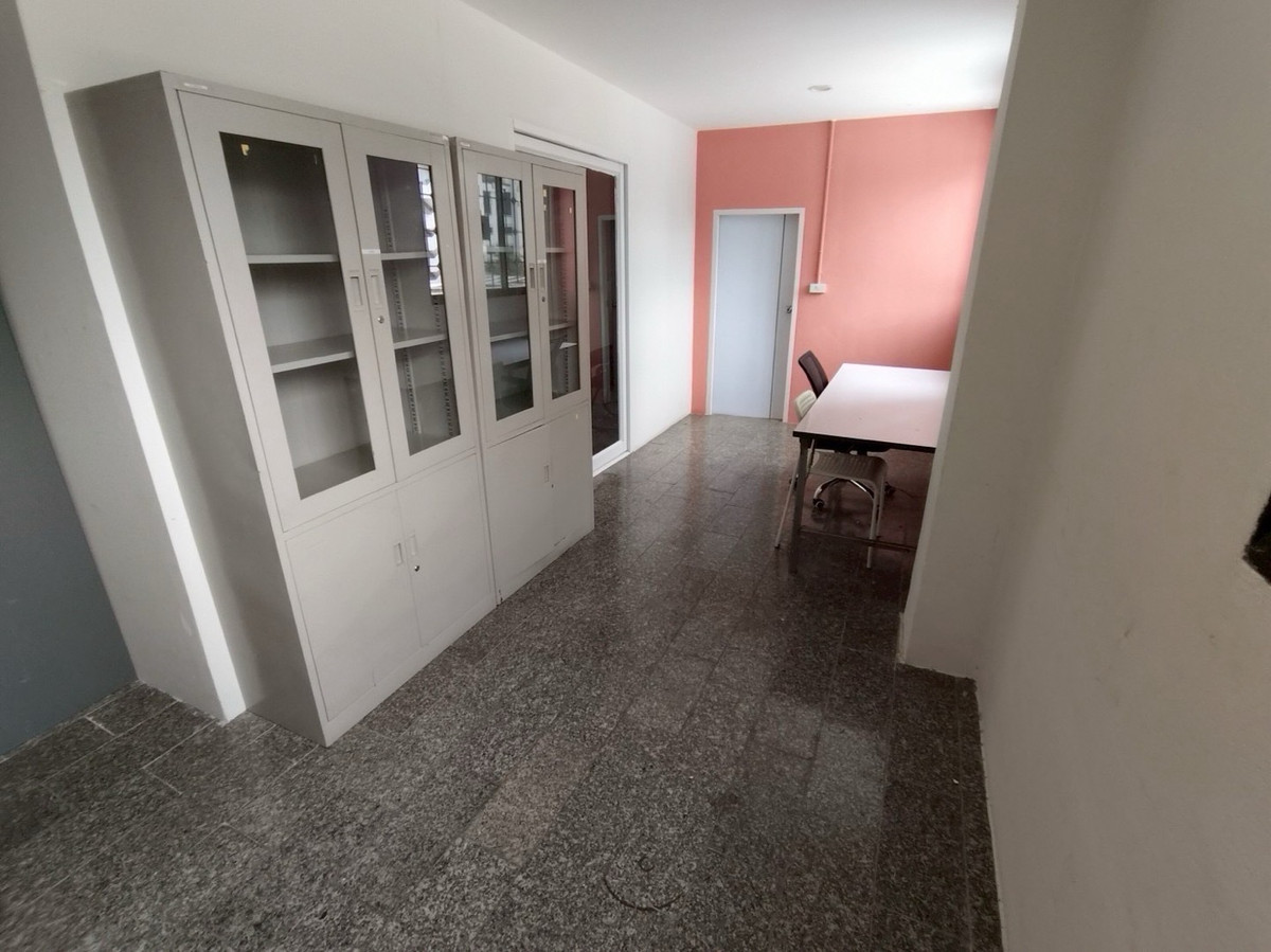 For RentShop HouseSathorn, Narathiwat : Commercial building for rent, 2 units, 4.5 floors, Narathiwat Ratchanakarin Road, CENTRAL Rama 3.