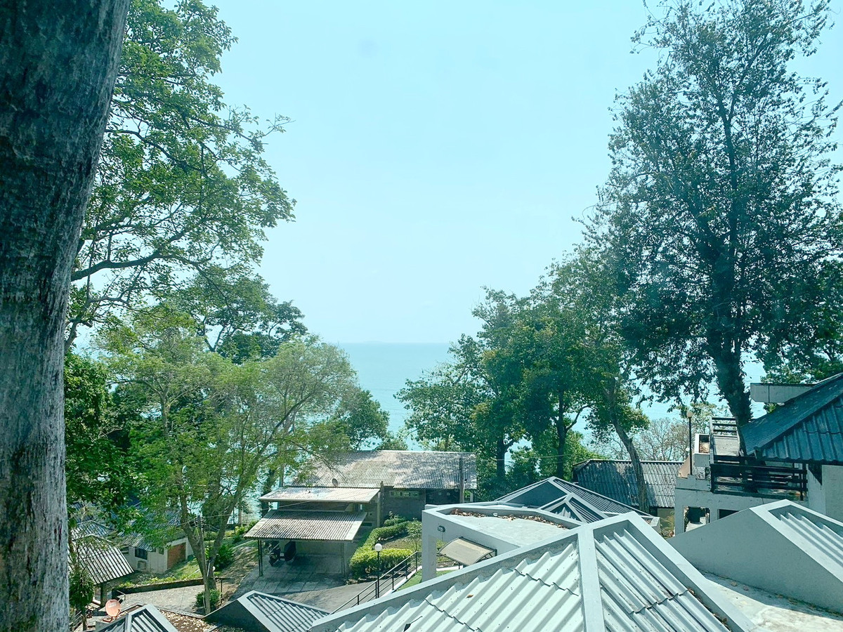 HouseRayong : Sale or rent 2 storey resort house, Hinsuay Namsai, Rayong 