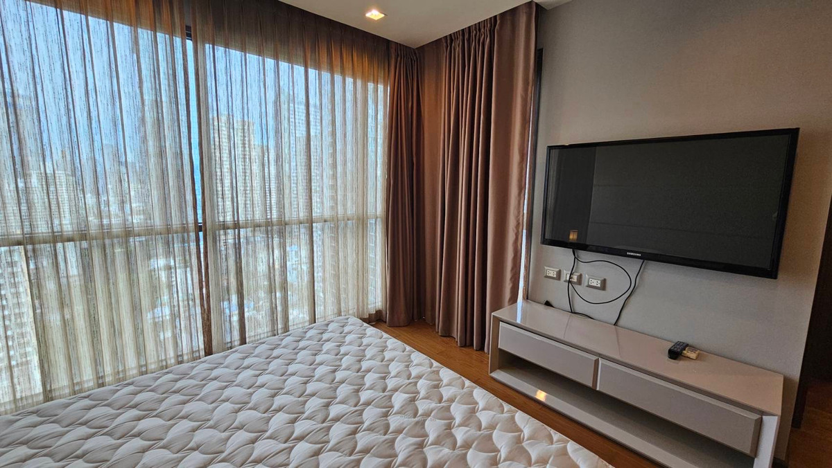 ให้เช่าคอนโดสาทร นราธิวาส : The Address Sathorn 2bed 55K call 0886166564