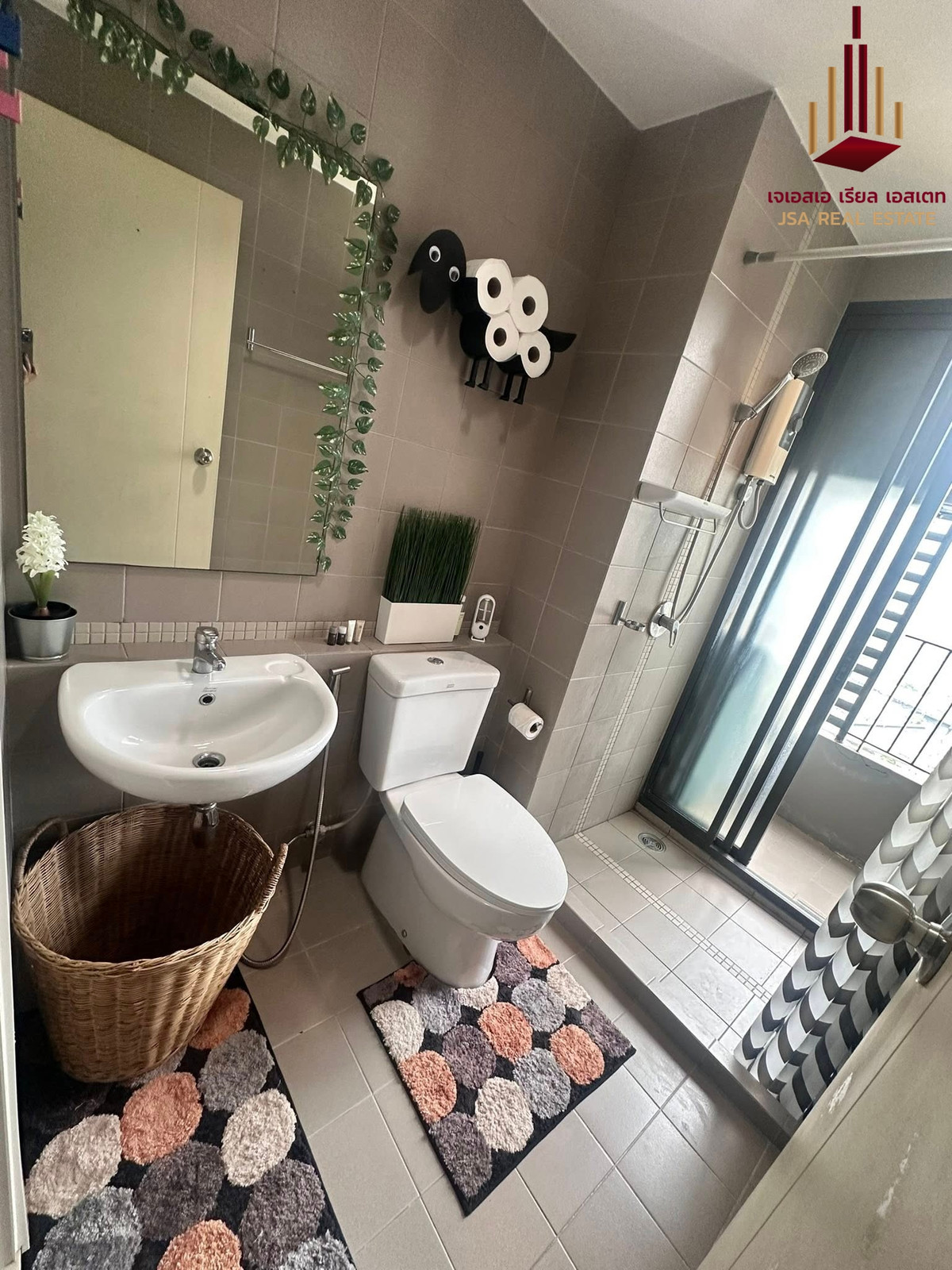 For RentCondoRamkhamhaeng, Hua Mak : ✨ For Rent: Fuse Mobiusr Condo ✨ 💰 Only 12,000 THB/month