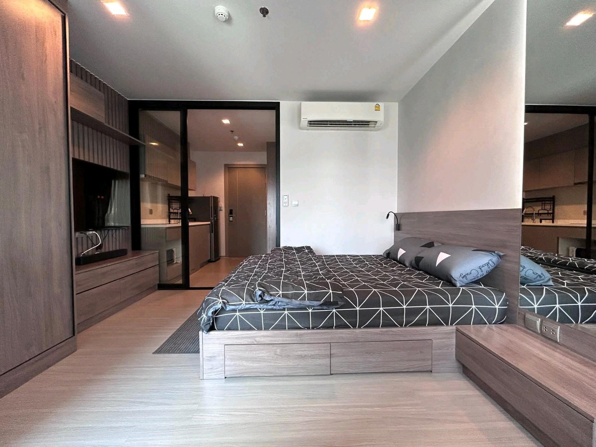 For RentCondoRama9, Petchburi, RCA : Condo for rent: Life Asoke - Rama 9 | Beautiful room, built-in throughout, ready to move in!