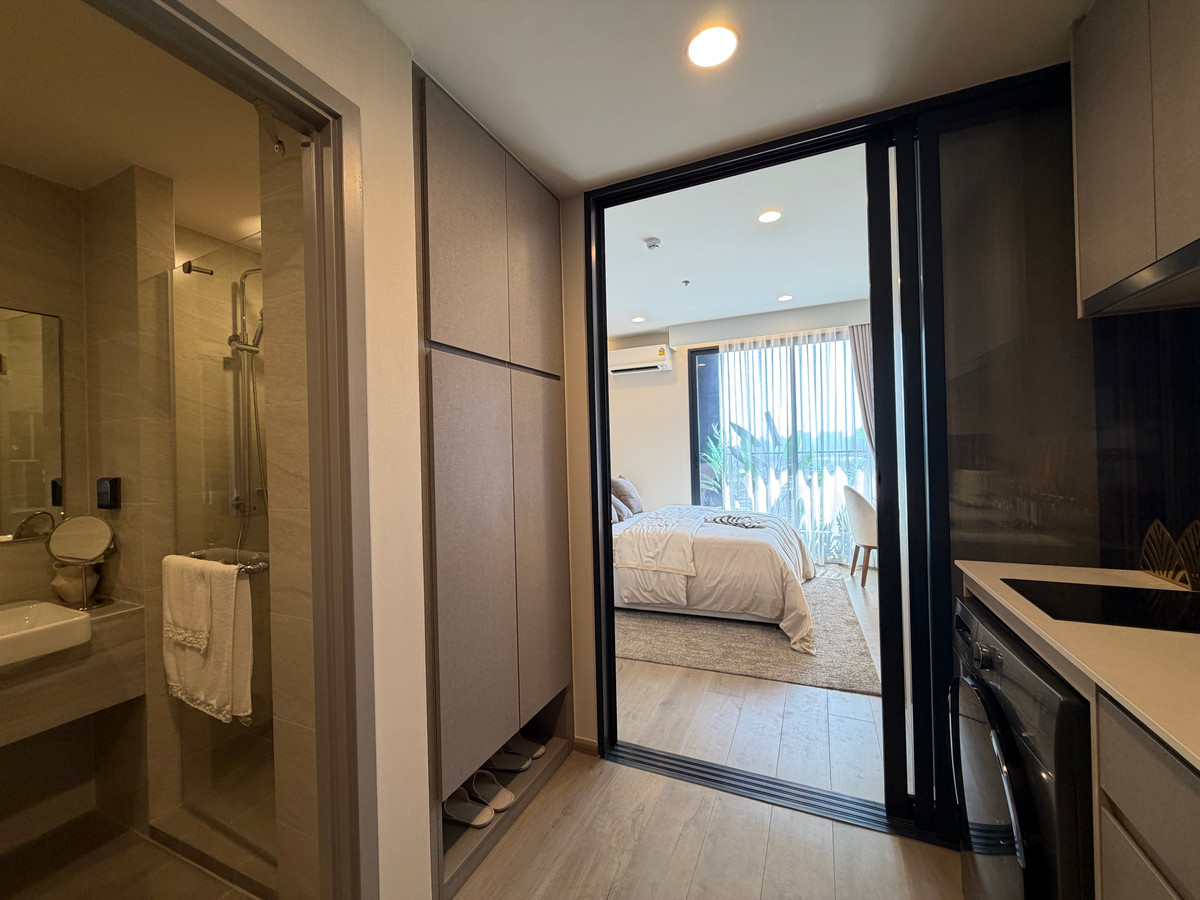 For SaleCondoKhlongtoei, Kluaynamthai : Project room for sale Condo on Rama 4 Road, The Crown Residences, has many rooms to choose from.