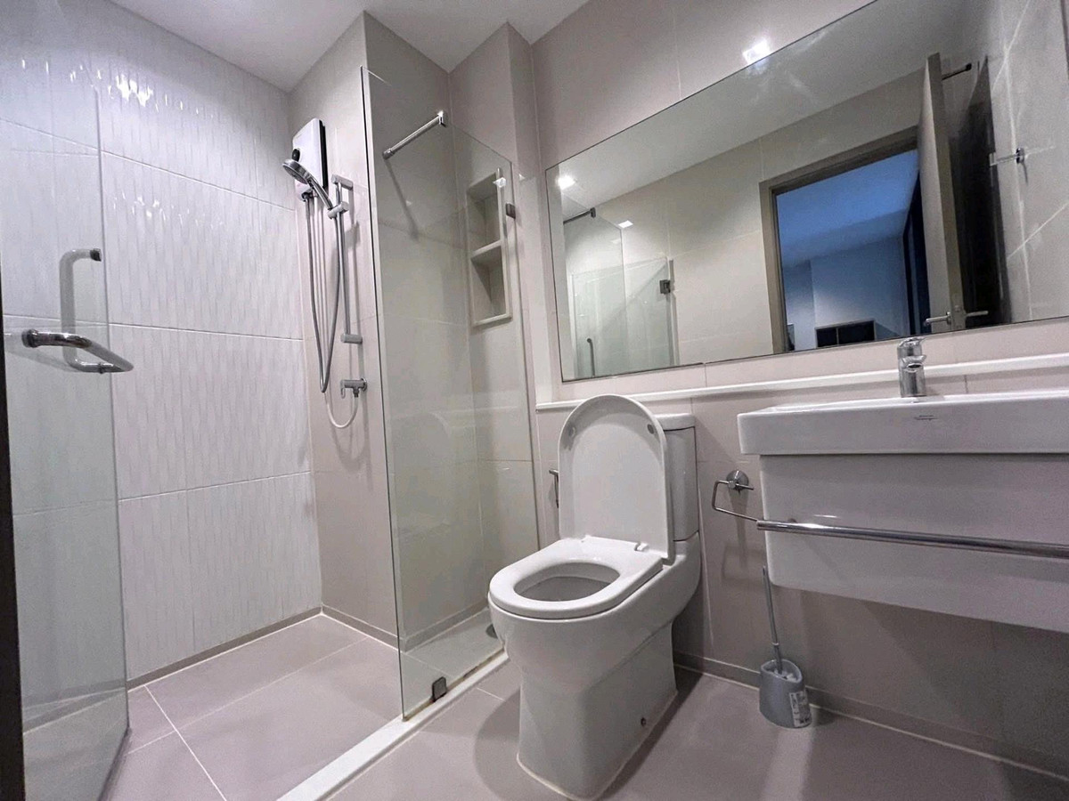 For RentCondoRama9, Petchburi, RCA : Condo for rent: Life Asoke - Rama 9 | Beautiful room, built-in throughout, ready to move in!