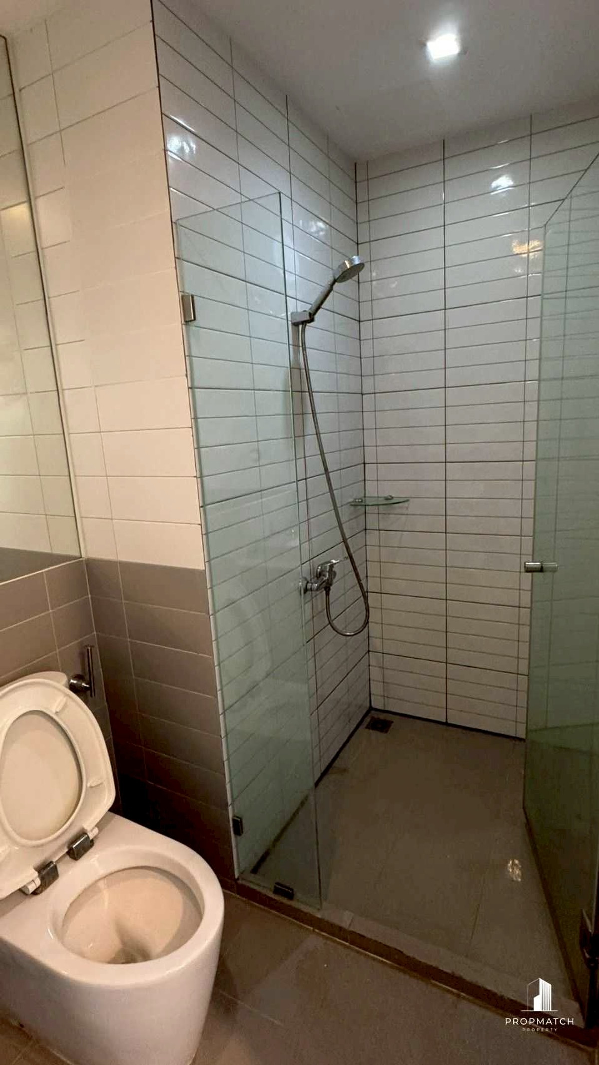 For RentCondoRatchathewi,Phayathai : 🔥Ideo mobi phayathai 30 Sqm 1B1B🔥18,000⚡️If interested, contact Putter 0928895628 Line : plustor_ss ⚡️