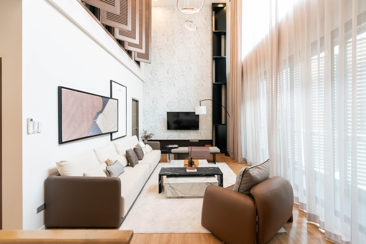 ขายทาวน์โฮมเลียบทางด่วนรามอินทรา : For sale Town house  in Liab Duan Ramintra! Easy to go ladprao and Ekkamai near Express way and Shopping mall