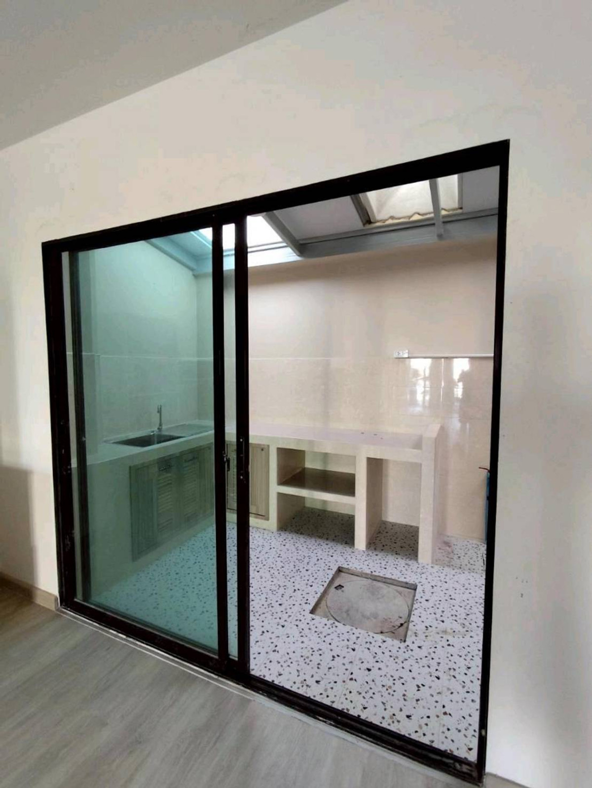 ให้เช่าทาวน์โฮมปทุมธานี รังสิต ธรรมศาสตร์ : ให้เช่าทาวน์โฮม เอ็มไลฟ์ ลำลูกกา - คลอง4 ใกล้ บิ๊กซี ลำลูกกา 2 เพียง 3 นาที