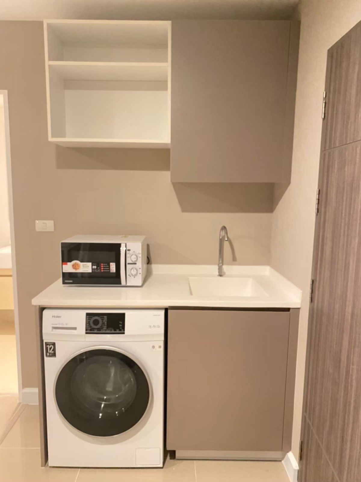 For RentCondoRatchadapisek, Huaikwang, Suttisan : [PB1271]🚩Condo for rent Metro Luxe Ratchada (Metro Luxe Ratchada) #Condo near MRT Suthisan. #Condo near MRT Huai Khwang
