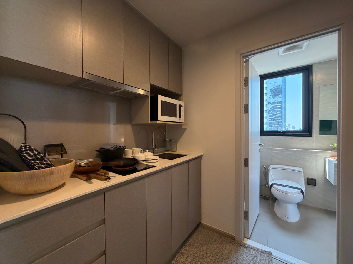 For SaleCondoKhlongtoei, Kluaynamthai : The crown residences 1 bedroom, best price on Rama 4 Road, near Chula.