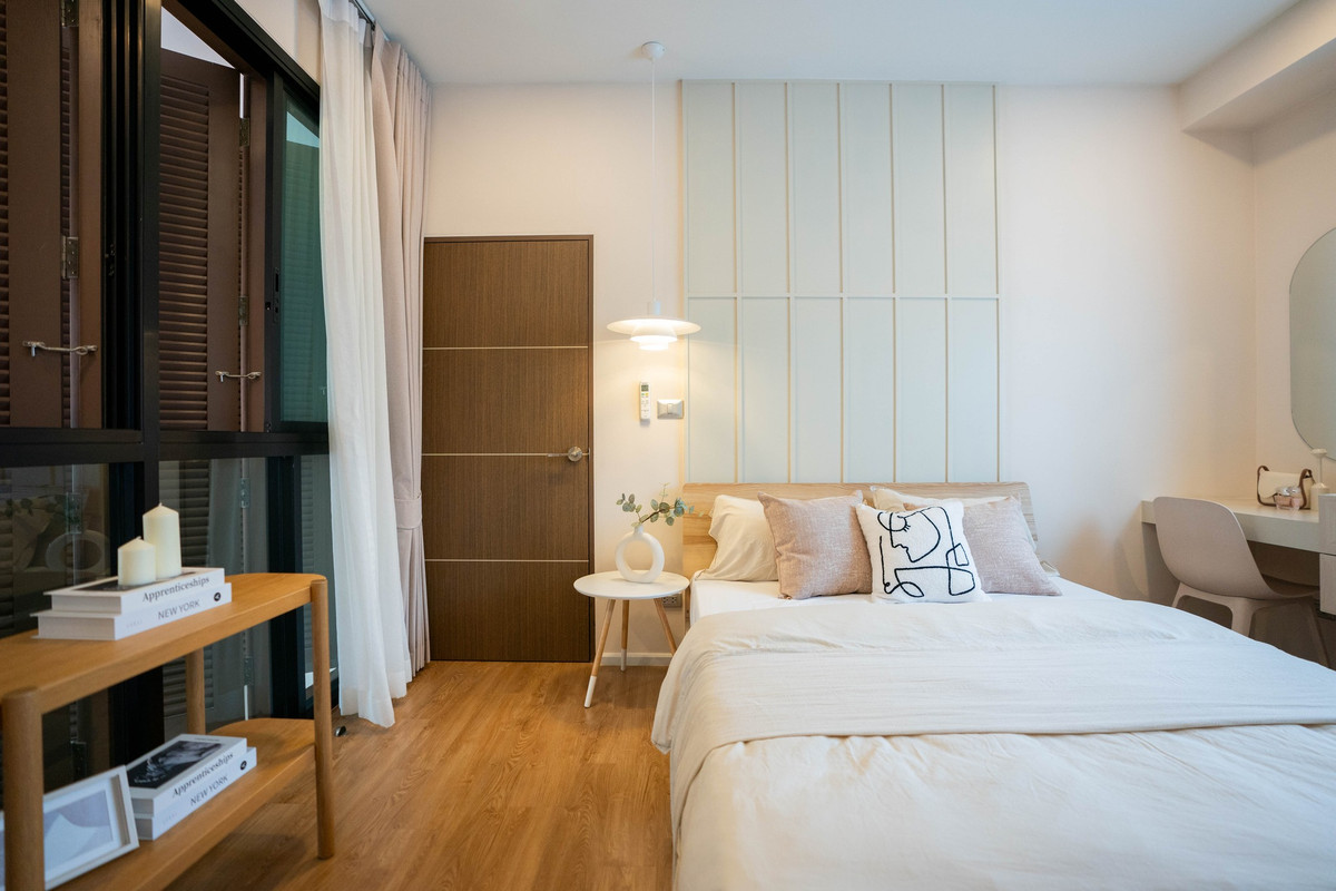 ขายทาวน์โฮมเลียบทางด่วนรามอินทรา : For sale Town house  in Liab Duan Ramintra! Easy to go ladprao and Ekkamai near Express way and Shopping mall