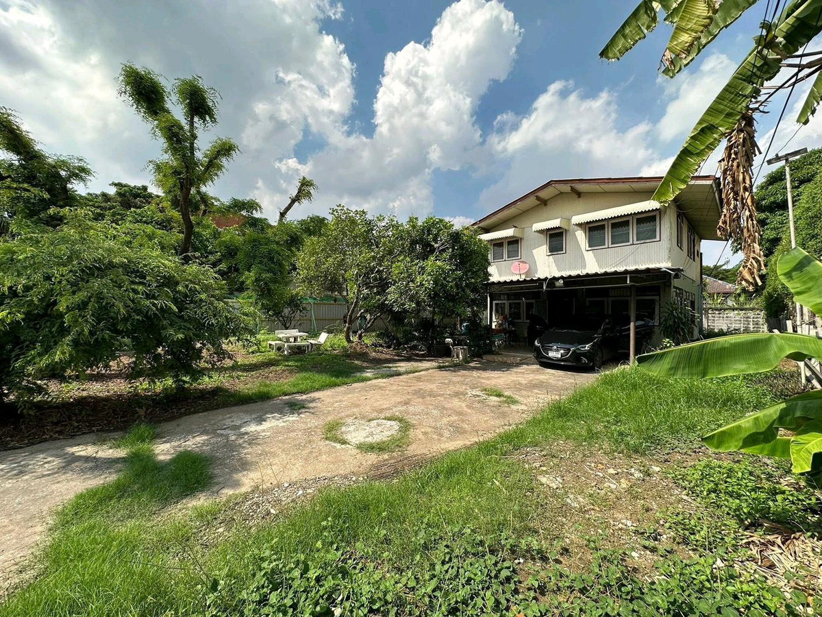 ให้เช่าที่ดินพระราม 9 เพชรบุรีตัดใหม่ RCA : ให้เช่าที่ดินพร้อมสิ่งปลูกสร้างครึ่งตึกครึ่งไม้ เหมาะสำหรับทำร้านอาหาร หรือ cafe 

เนื้อที่ 163 ตรว
ที่ตั้ง : พระราม 9 ซอย 55 