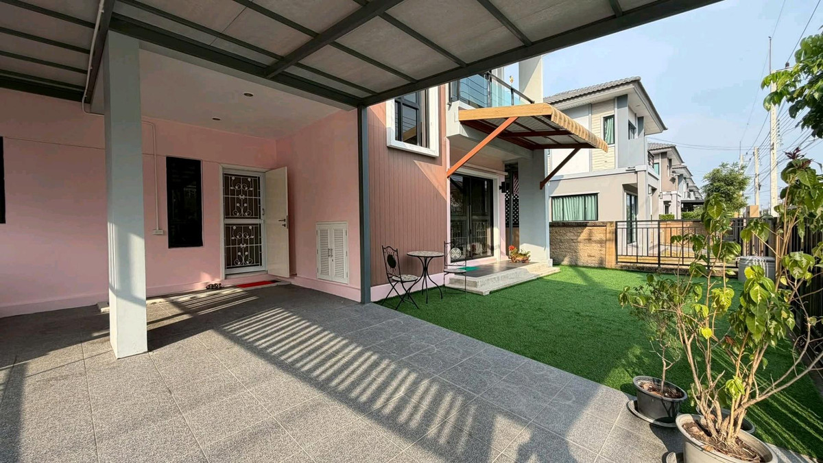 ให้เช่าบ้านปทุมธานี รังสิต ธรรมศาสตร์ : 💫 บ้านสวย บรรยากาศร่มรื่น ใกล้สโมสร ทำเลดีเข้า–ออกสะดวก เหมาะสำหรับครอบครัว 🏡💚 บ้านว่างพร้อมเข้าอยู่