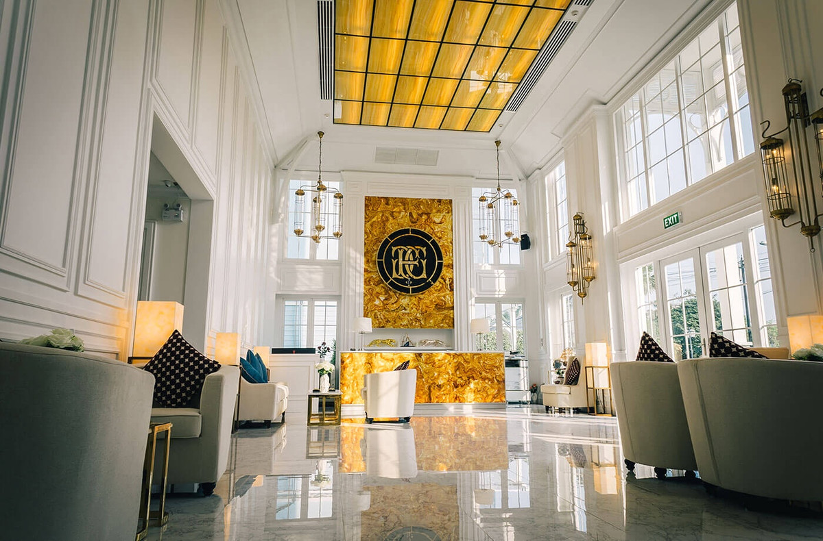 คอนโดพัทยา บางแสน ชลบุรี สัตหีบ : [ขาย/เช่า] คอนโดติดหาด The Grand Florida พัทยา  1 นอน 47 ตรม. แต่งครบ พร้อมอยู่/ลงทุนปล่อยเช่า