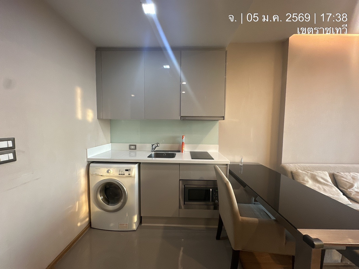 ให้เช่าคอนโดพระราม 9 เพชรบุรีตัดใหม่ RCA : ให้เช่าคอนโด เดอะแอดเดรส อโศก ตกแต่งครบครัน (S15-6407)