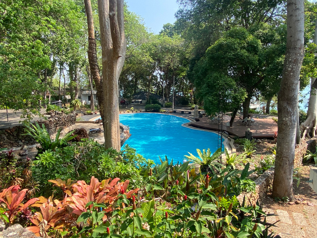 HouseRayong : Sale or rent 2 storey resort house, Hinsuay Namsai, Rayong 