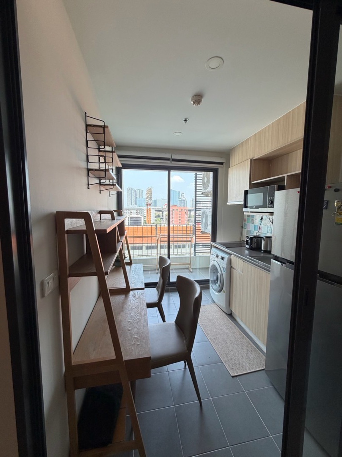 CondoBangna, Bearing, Lasalle : Condo for rent IDEO O2 (Ideo O2), near the mall, near the BTS.