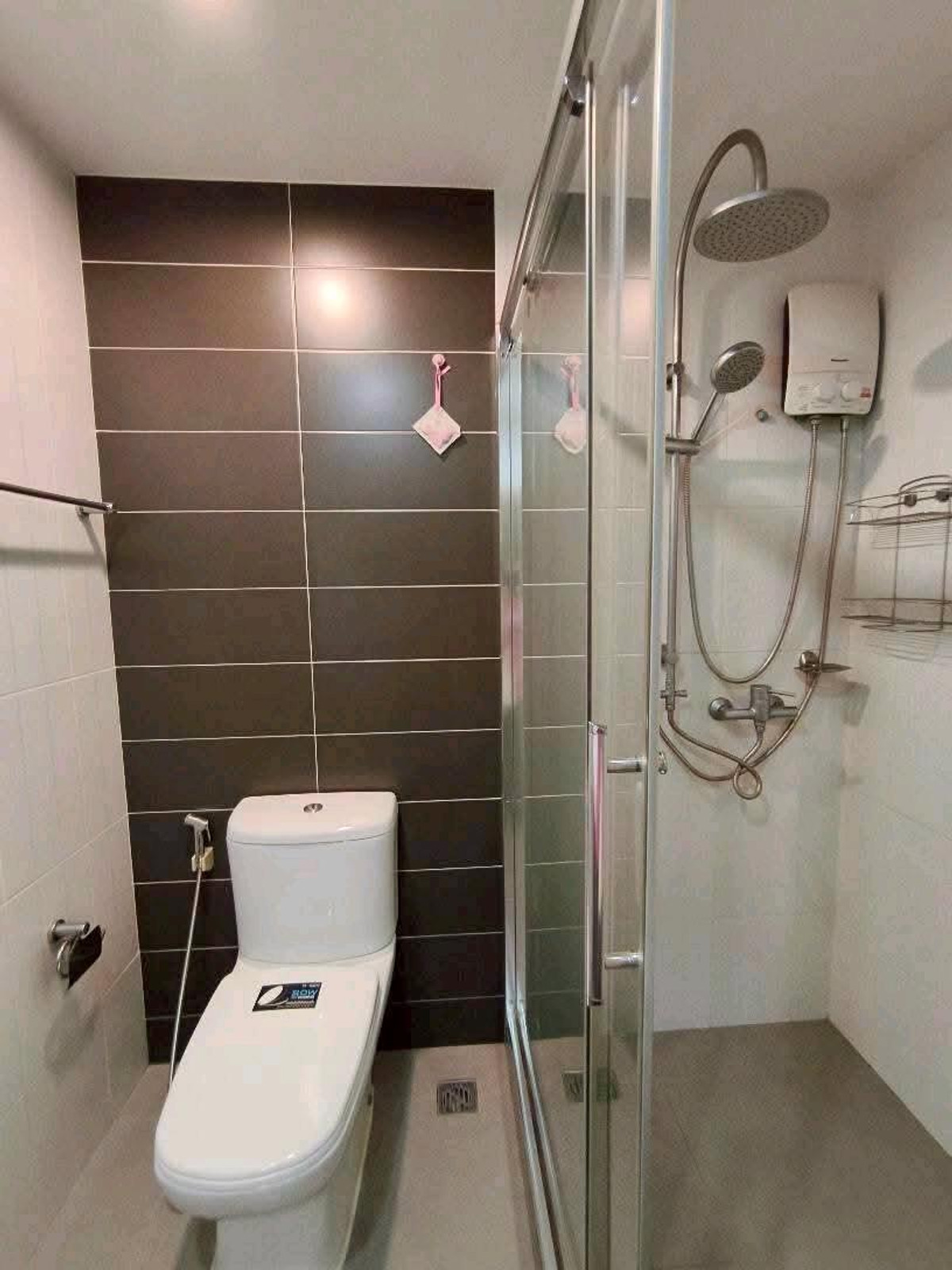 For RentCondoThaphra, Talat Phlu, Wutthakat : 2 bedroom condo near BTS Bang Wa Interchange, convenient travel.