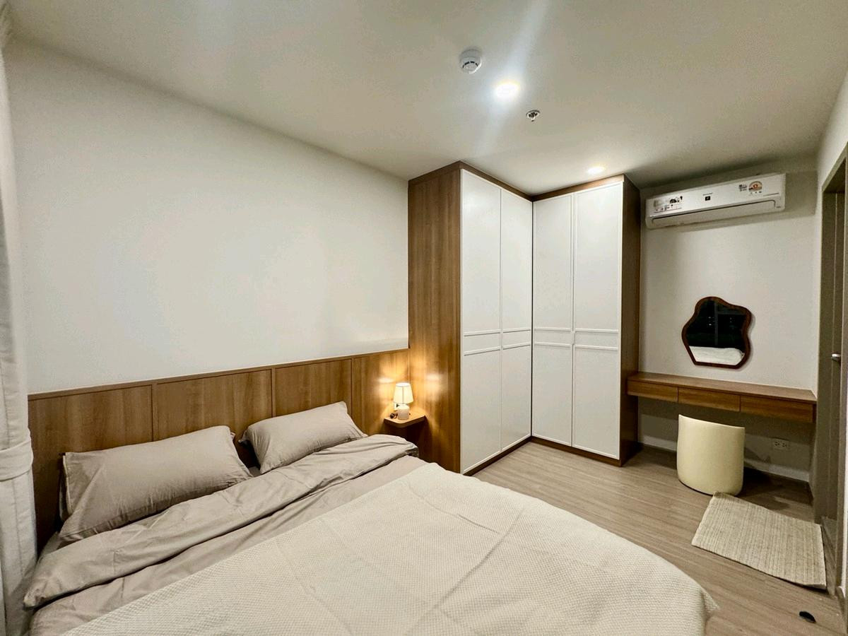 For RentCondoKhlongtoei, Kluaynamthai : ✨ 2 bedroom condo near BTS, ready to move in, small bedroom can be turned into a work room, meeting the needs of the WFH line ✨