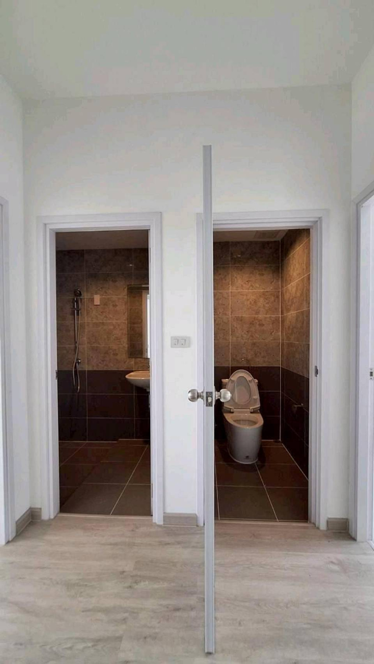 ให้เช่าทาวน์โฮมปทุมธานี รังสิต ธรรมศาสตร์ : ให้เช่าทาวน์โฮม เอ็มไลฟ์ ลำลูกกา - คลอง4 ใกล้ บิ๊กซี ลำลูกกา 2 เพียง 3 นาที