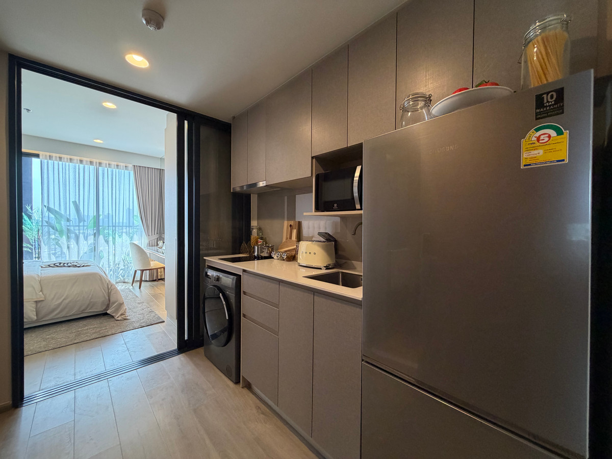 For SaleCondoKhlongtoei, Kluaynamthai : Project room for sale Condo on Rama 4 Road, The Crown Residences, has many rooms to choose from.