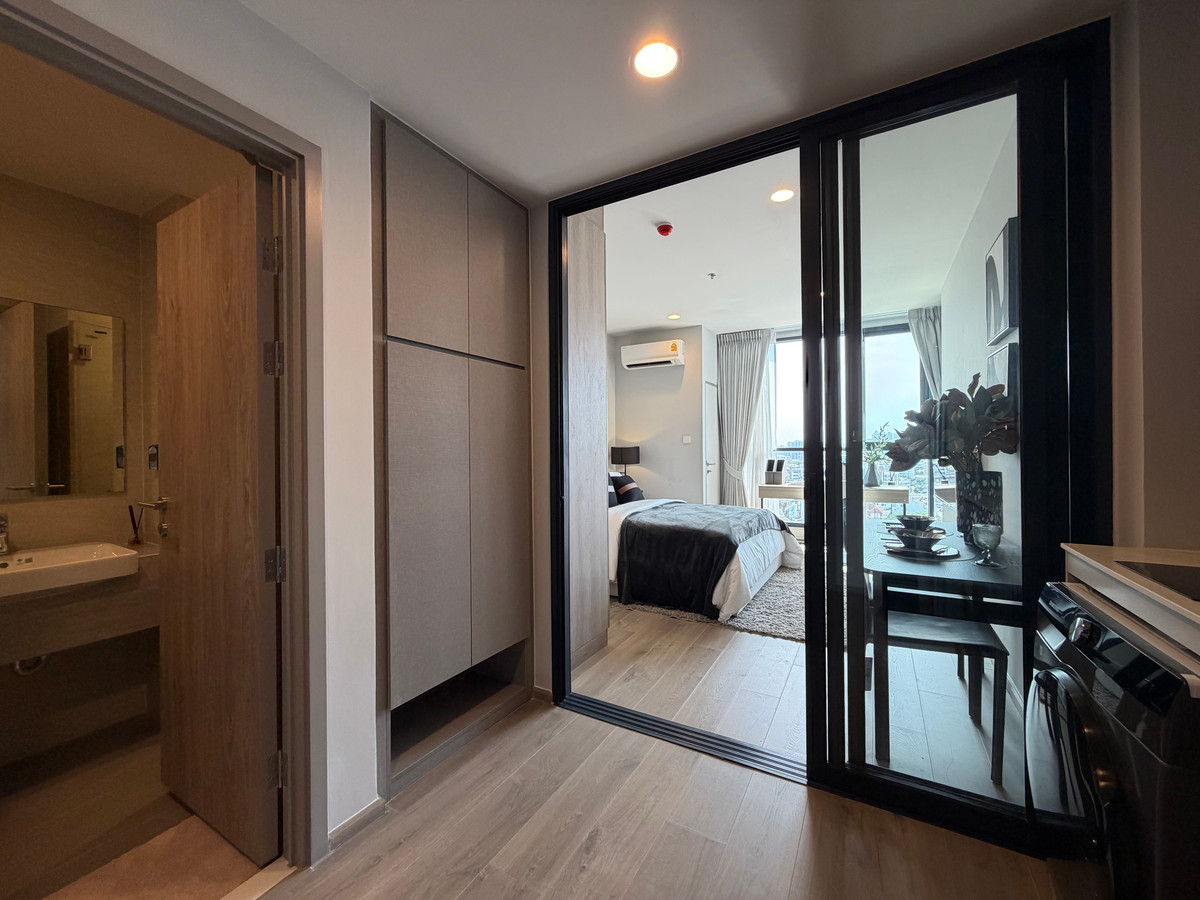 For SaleCondoKhlongtoei, Kluaynamthai : Room for sale, The Crown Residences, Rama 4, special promotion price, free furniture set*