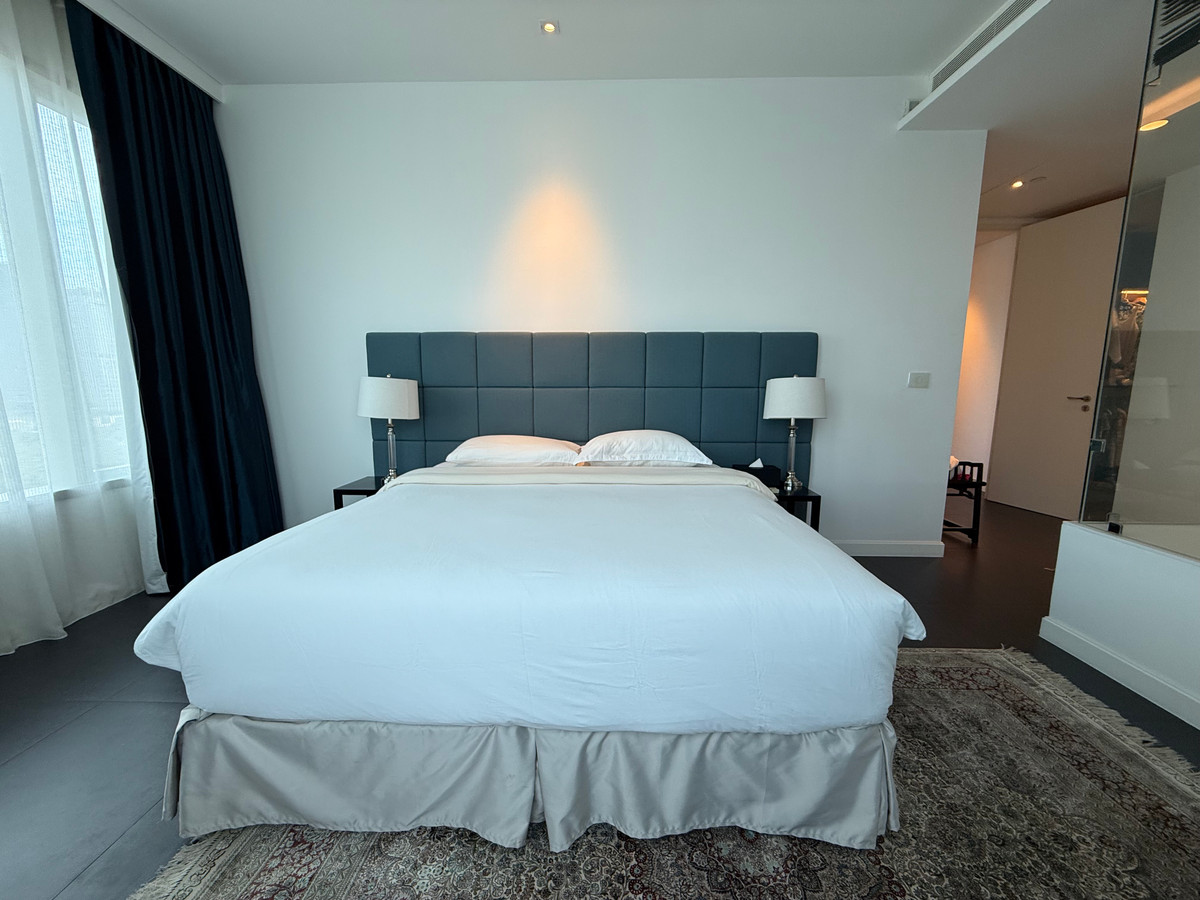 For RentCondoWitthayu, Chidlom, Langsuan, Ploenchit : 🏠✨ 185 Rajadamri | 3-Bedroom Condo for Rent (HBH-ST-196)