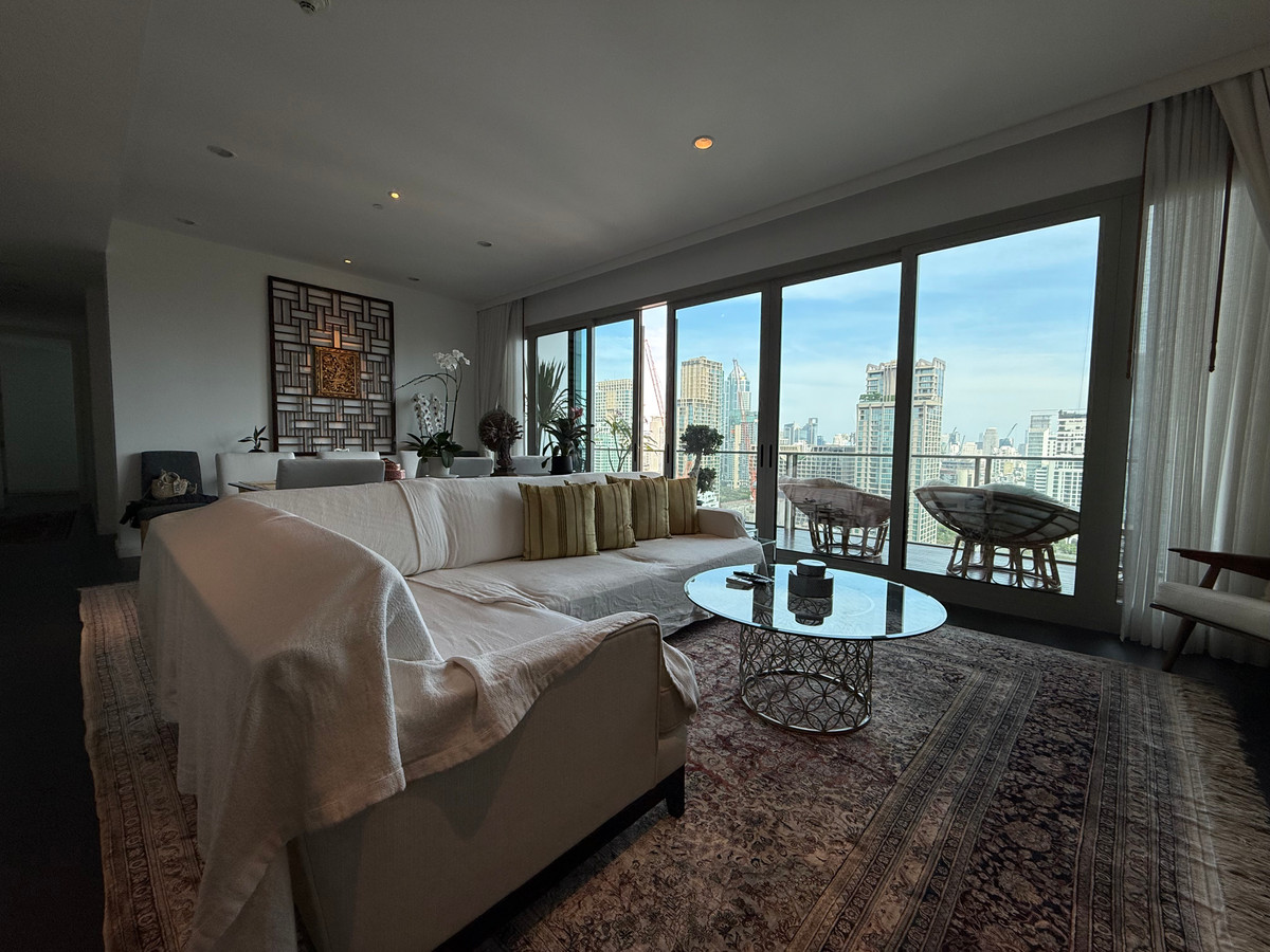 For RentCondoWitthayu, Chidlom, Langsuan, Ploenchit : 🏠✨ 185 Rajadamri | 3-Bedroom Condo for Rent (HBH-ST-196)