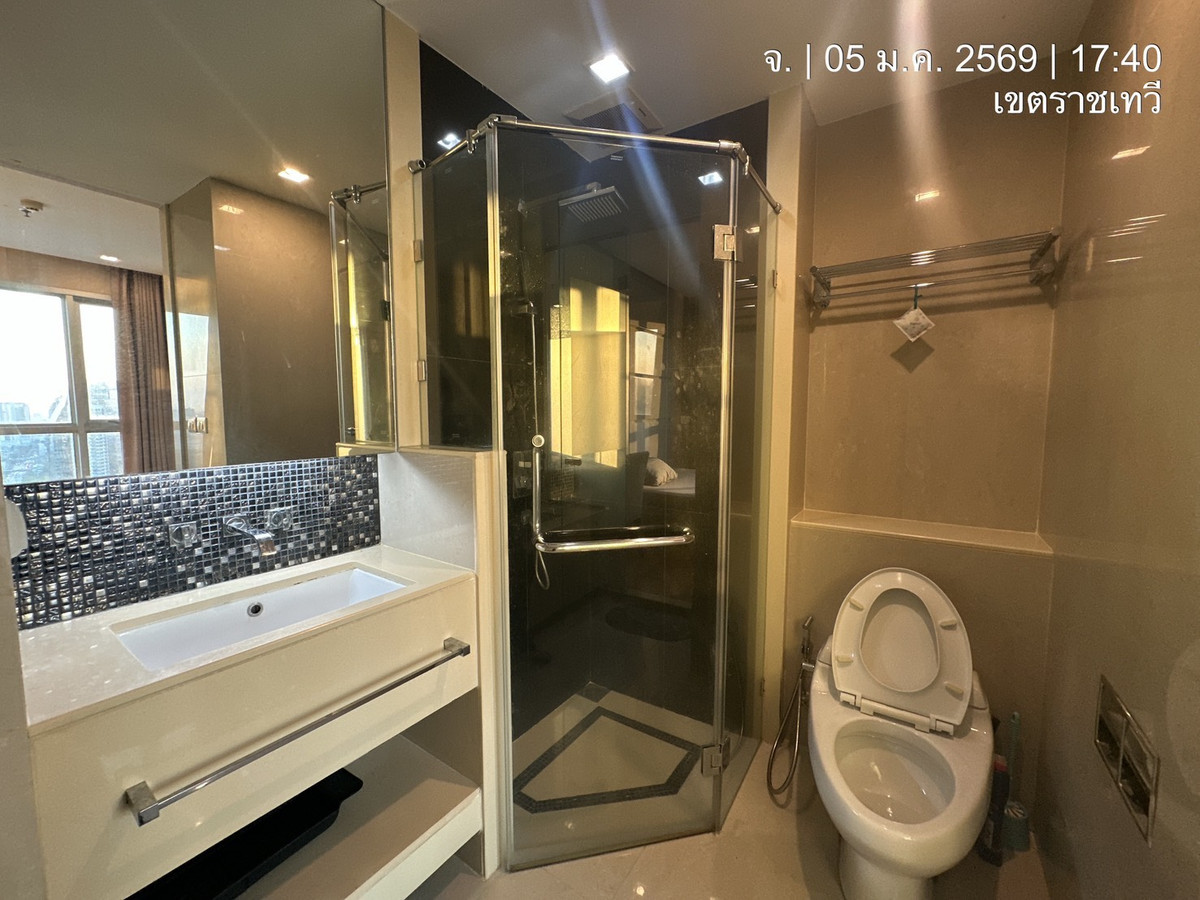 ให้เช่าคอนโดพระราม 9 เพชรบุรีตัดใหม่ RCA : ให้เช่าคอนโด เดอะแอดเดรส อโศก ตกแต่งครบครัน (S15-6407)