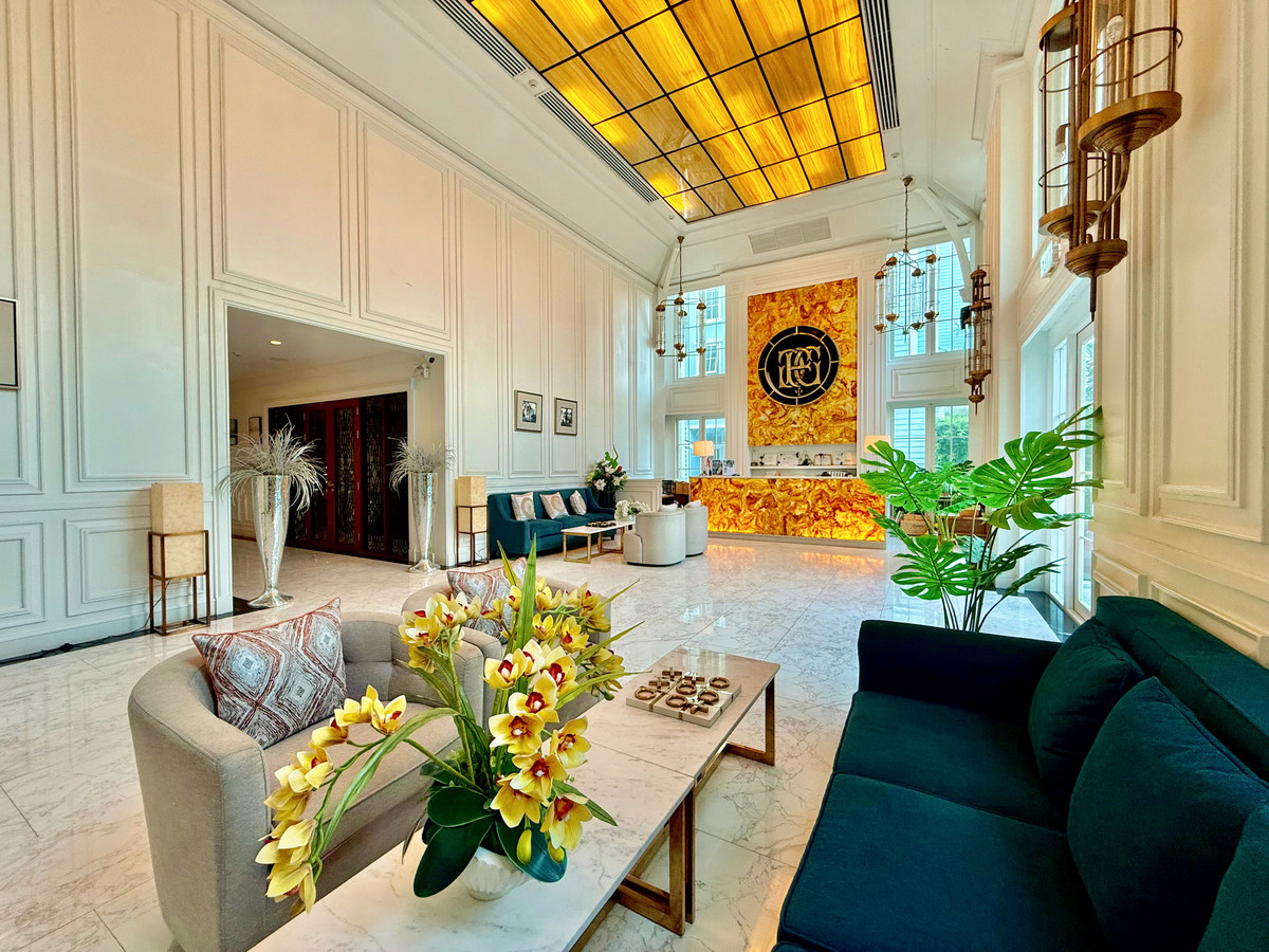 คอนโดพัทยา บางแสน ชลบุรี สัตหีบ : [ขาย/เช่า] คอนโดติดหาด The Grand Florida พัทยา  1 นอน 47 ตรม. แต่งครบ พร้อมอยู่/ลงทุนปล่อยเช่า