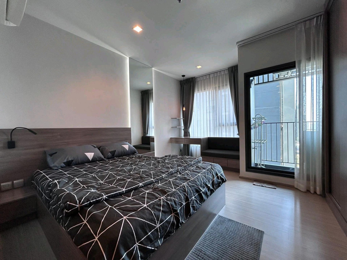 For RentCondoRama9, Petchburi, RCA : Condo for rent: Life Asoke - Rama 9 | Beautiful room, built-in throughout, ready to move in!