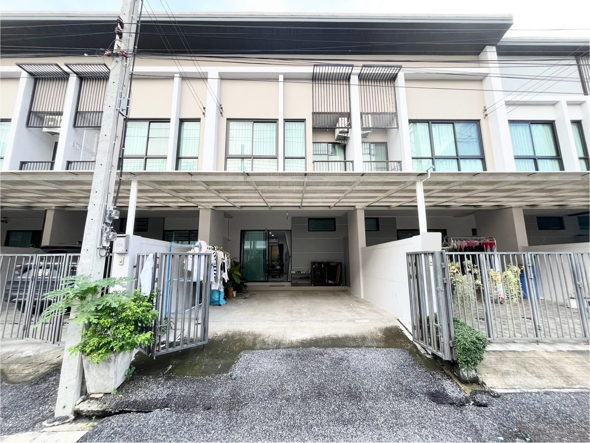 For SaleTownhomeLadkrabang, Suwannaphum Airport : For sale: 2-story townhome, Timehome 2 Suan Luang-On Nut.