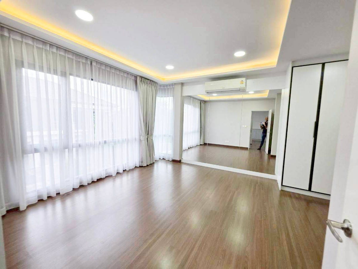 ให้เช่าบ้านบางแค เพชรเกษม : ให้เช่าบ้านเดี่ยว 2ชั้น 4ห้องนอน  4ห้องน้ำ  1ห้องทำงาน The City Sathorn - Kallapaphruek (เดอะ ซิตี้ สาทร – กัลปพฤกษ์)