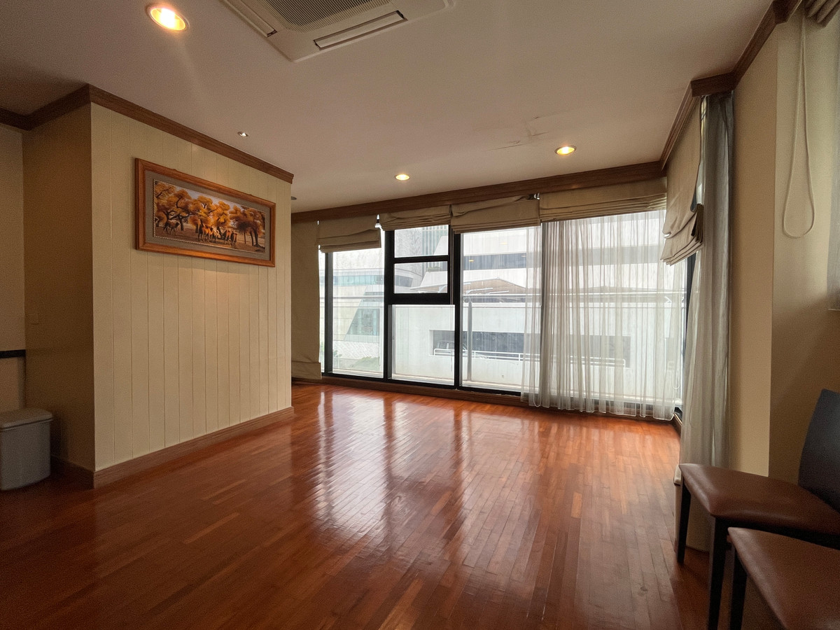 For RentCondoWitthayu, Chidlom, Langsuan, Ploenchit : ✨Condo for rent in Chidlom area at New House, 3 bedrooms, fully furnished, near Central Embassy, ​​Central Chidlom, centralwOrl, BTS Chidlom, Ploenchit, Lumpini Park, ready to move in.