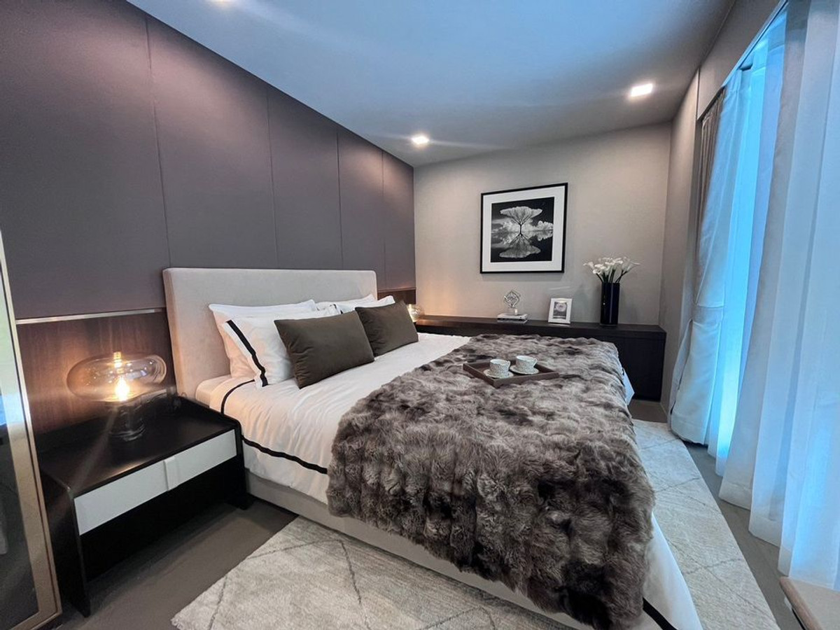 For RentCondoSukhumvit, Asoke, Thonglor : For rent 🔥Luxury condo near BTS Phrom Phong | Ashton Residence Sukhumvit 41 | ✨ Pool Access 2 floors, next to the swimming pool | Near shopping areas