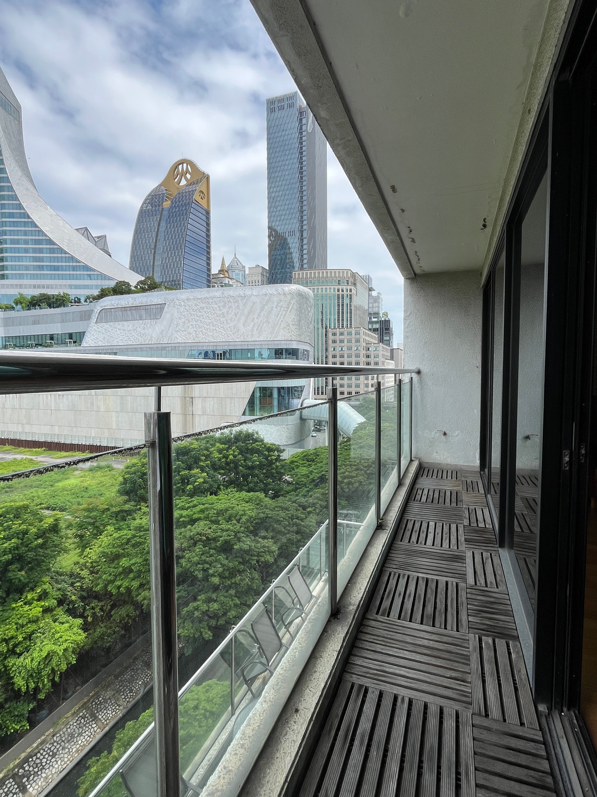 For RentCondoWitthayu, Chidlom, Langsuan, Ploenchit : ✨Condo for rent in Chidlom area at New House, 3 bedrooms, fully furnished, near Central Embassy, ​​Central Chidlom, centralwOrl, BTS Chidlom, Ploenchit, Lumpini Park, ready to move in.