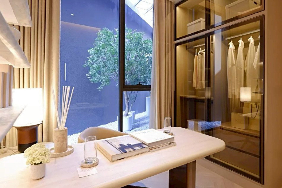 For SaleCondoSukhumvit, Asoke, Thonglor : LTH14469– Prestigious CBD Address for Discerning Owners | STILL Sukhumvit 20 | 124 sqm | 2 Beds 2 Bath | Near BTS Asok & Phrom Phong | 44.1 MB ( FROM 49 MB ) | คอนโดขาย สติลล์ สุขุมวิท 20 