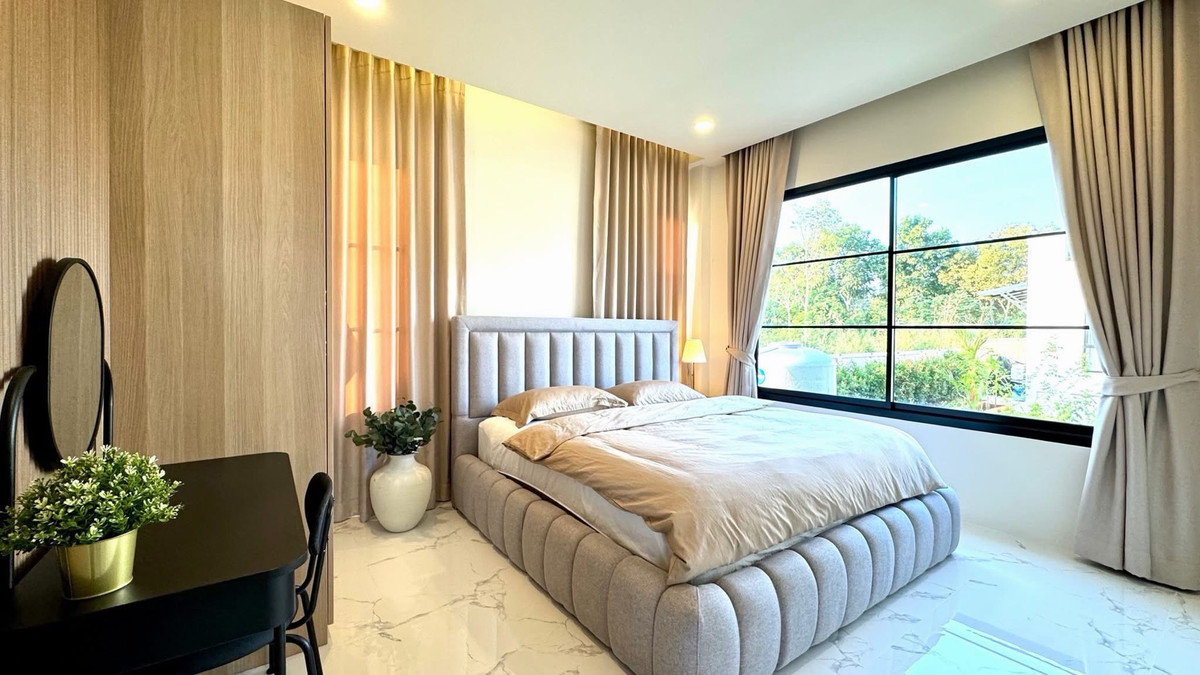 ขายบ้านปากช่อง เขาใหญ่ : ขายบ้านพักตากอากาศ เขาใหญ่ พูลวิลล่าส่วนตัว วิวภูเขา ไม่มีค่าส่วนกลาง ใกล้ Toscana Valley ปากช่อง นครราชสีมา