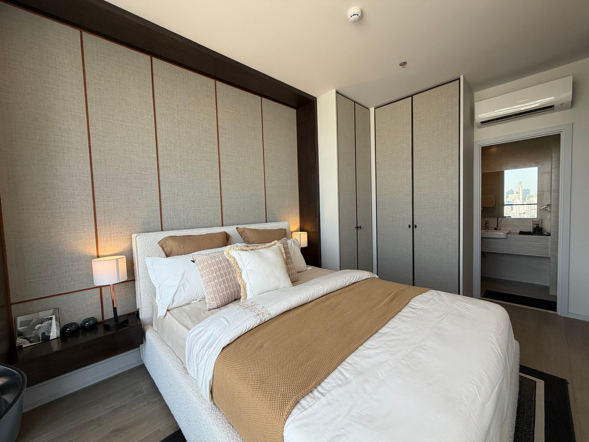 For SaleCondoKhlongtoei, Kluaynamthai : the crown residences freehold condo on Rama 4 Road with special promotions from the project