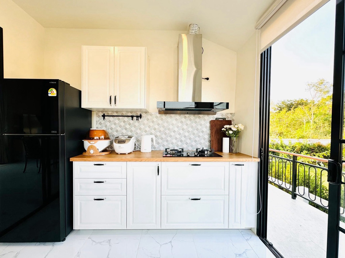 ขายบ้านปากช่อง เขาใหญ่ : ขายบ้านพักตากอากาศ เขาใหญ่ พูลวิลล่าส่วนตัว วิวภูเขา ไม่มีค่าส่วนกลาง ใกล้ Toscana Valley ปากช่อง นครราชสีมา