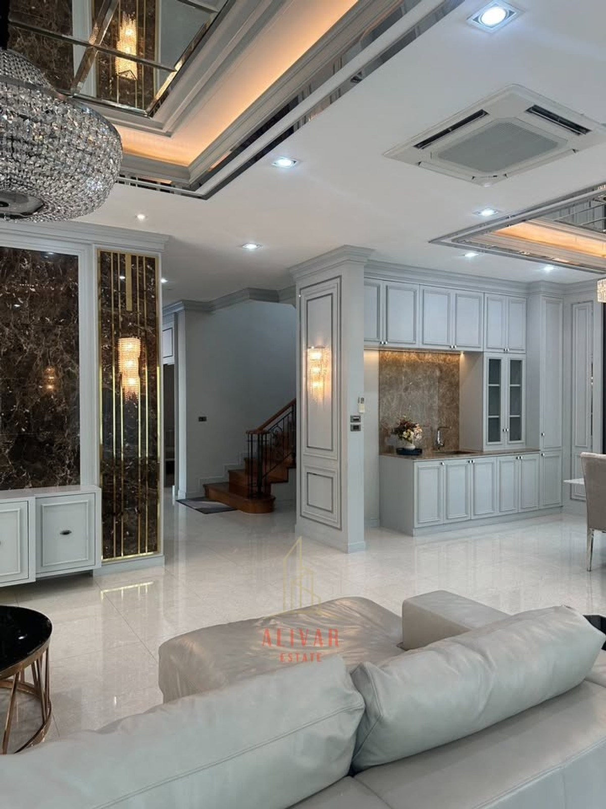 HouseLadkrabang, Suwannaphum Airport : RH024726 Luxury house for Rent/Sale at Two Grand Monaco Bangna-Wongwaen Fully furnished.