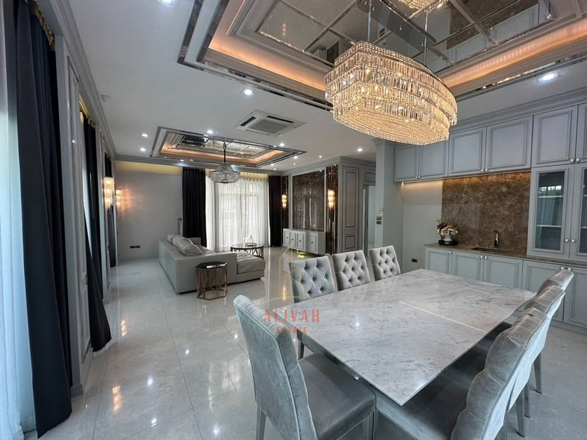 HouseLadkrabang, Suwannaphum Airport : RH024726 Luxury house for Rent/Sale at Two Grand Monaco Bangna-Wongwaen Fully furnished.