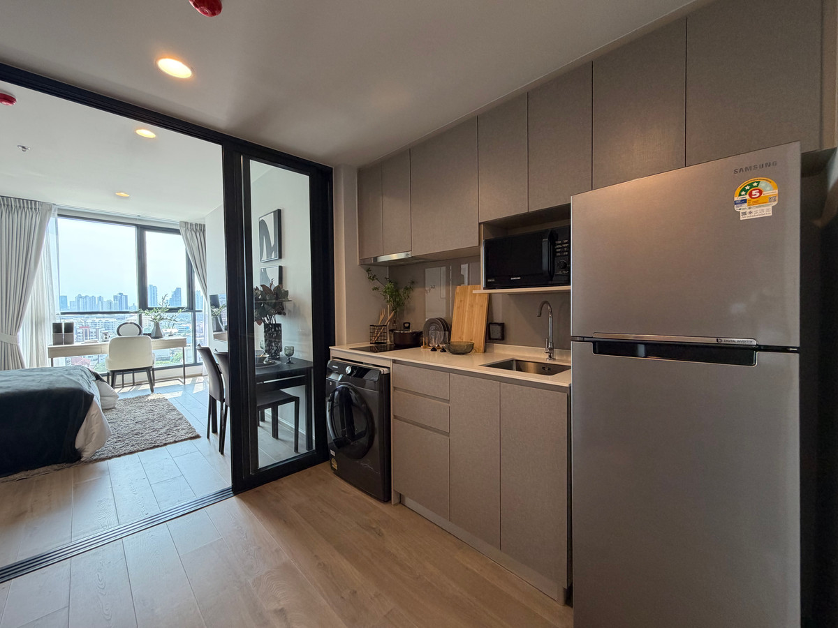 For SaleCondoKhlongtoei, Kluaynamthai : Room for sale, The Crown Residences, Rama 4, special promotion price, free furniture set*