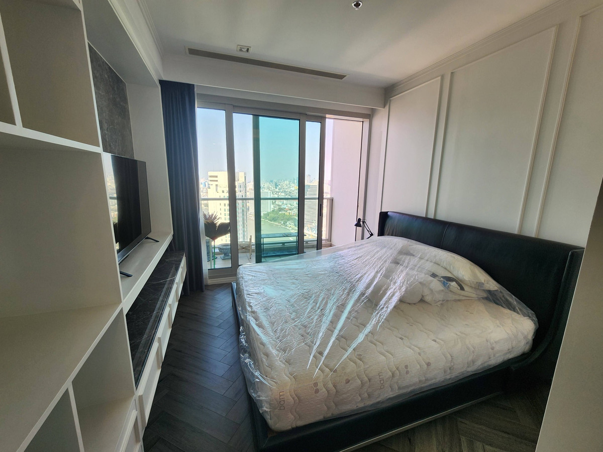 ให้เช่าคอนโดวงเวียนใหญ่ เจริญนคร : ✨🌿The river a spacious 2-bedrooom, usable 100 sq.m /80,000/M  ✨🌿