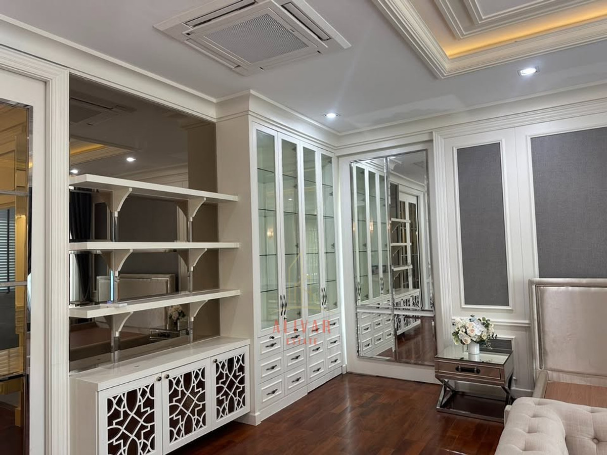 HouseLadkrabang, Suwannaphum Airport : RH024726 Luxury house for Rent/Sale at Two Grand Monaco Bangna-Wongwaen Fully furnished.