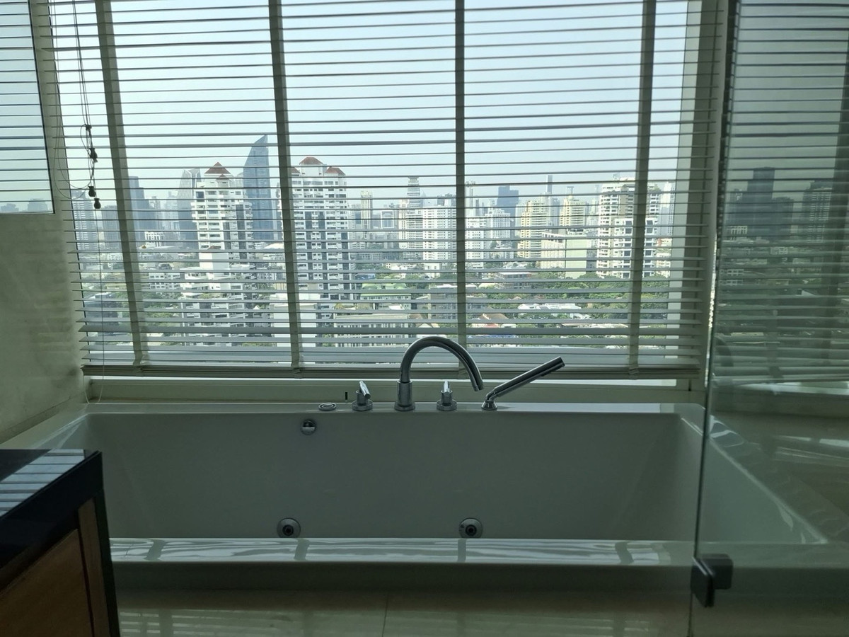 For RentCondoSukhumvit, Asoke, Thonglor : Eight Thonglor Residence. for rent - 0816037454