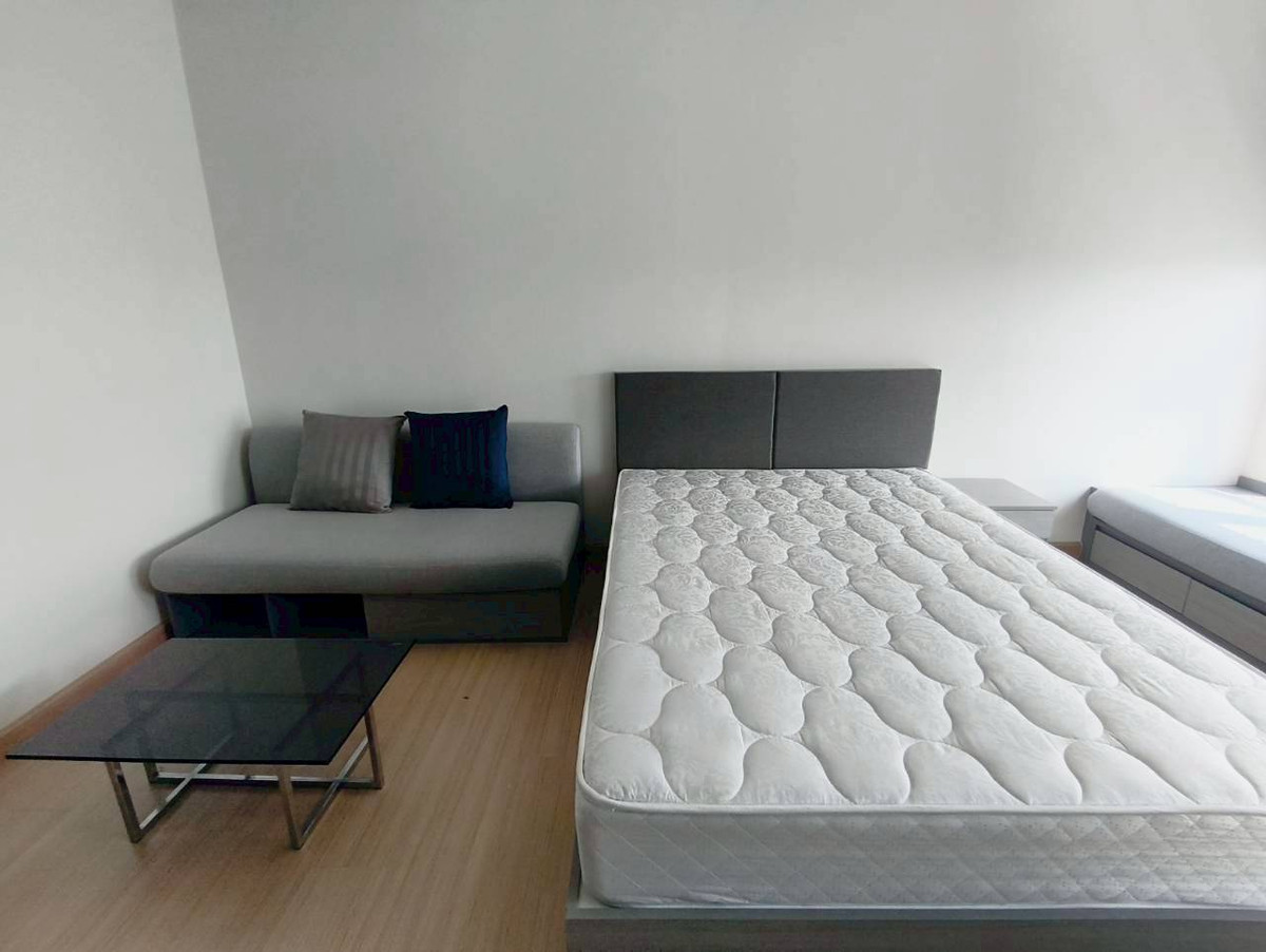 For RentCondoSamut Prakan,Samrong : PFD-08038 For rent Supalai Veranda Sukhumvit 117, studio room 29 sq m., 27th floor, near BTS Pu Chao.